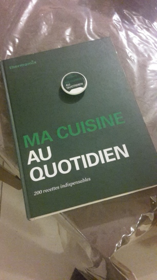 Livre "Ma cuisine au quotidiennes" + Clé recettes - Source : Fraydérick Robo